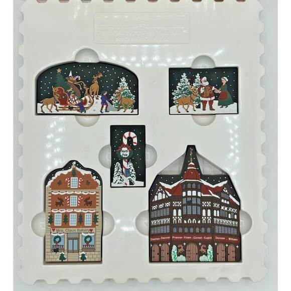 The Cats Meow Village North Pole Collection Wooden Shelf Sitter Complete Set - Picture 5 of 16